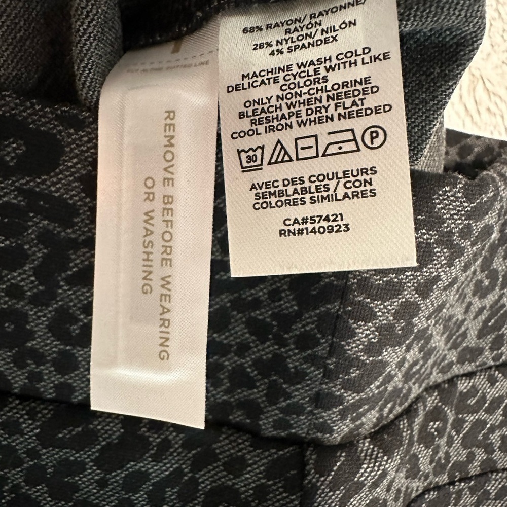LOFT Ponte Knit Animal Print Leggings - Picture 4 of 13